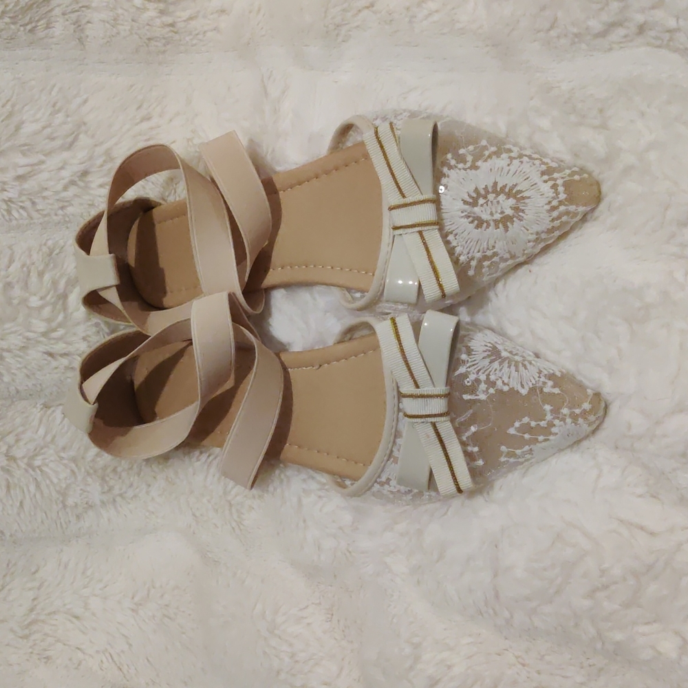 flat shoes